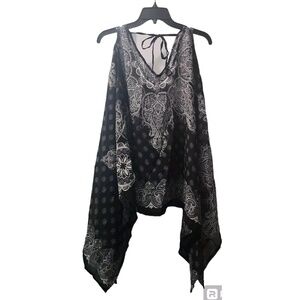 Rue21 Cold Shoulder Top Paisley Print Tie Back Black‎ White Size L